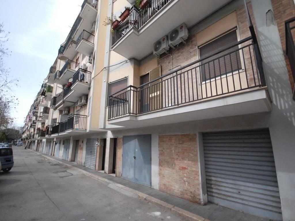 appartamento in vendita a Foggia in zona Immacolata / San Pio X