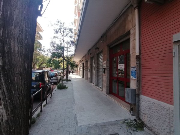 locale commerciale in vendita a Foggia