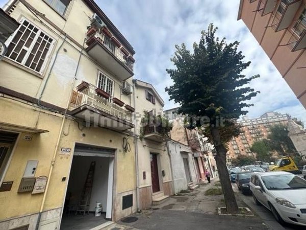 locale commerciale in vendita a Foggia