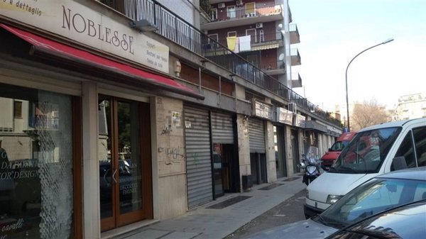 locale commerciale in vendita a Foggia