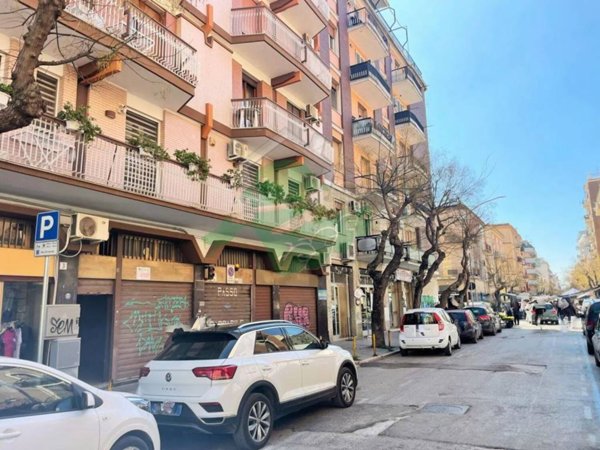 negozio in vendita a Foggia in zona Centro Città