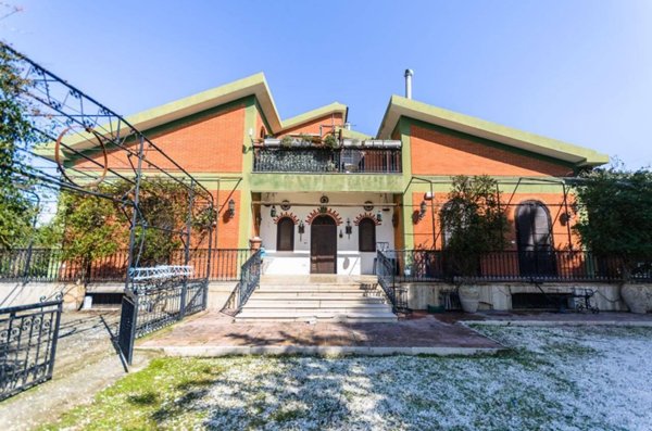 casa indipendente in vendita a Foggia in zona Rione Diaz