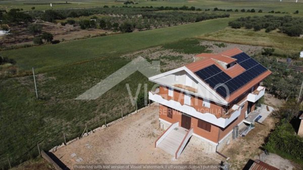 casa indipendente in vendita a Foggia in zona Centro Città