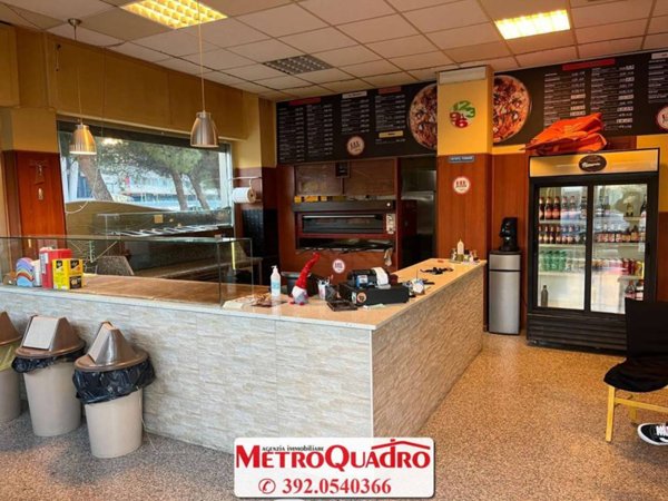 negozio in vendita a Foggia in zona CEP