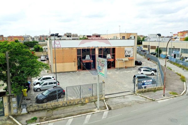 casa semindipendente in vendita a Foggia in zona Villaggio Artigiani