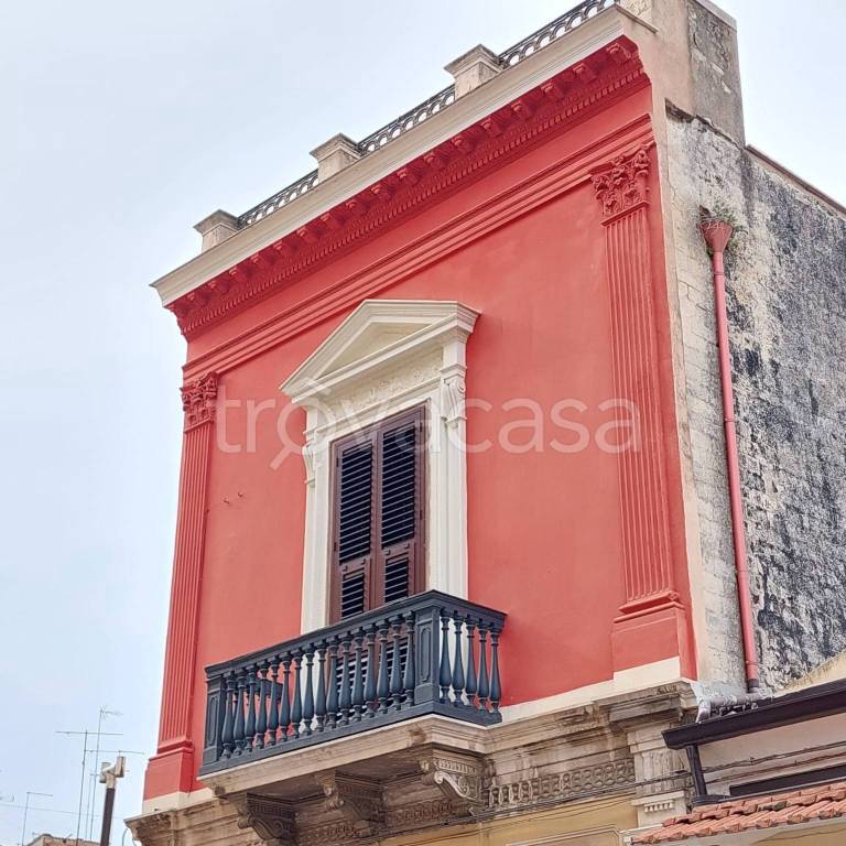 casa indipendente in vendita a Foggia in zona Centro Città