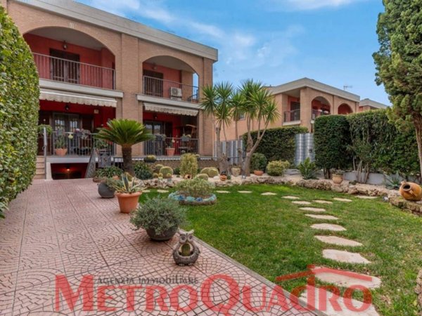 casa indipendente in vendita a Foggia in zona Arpinova