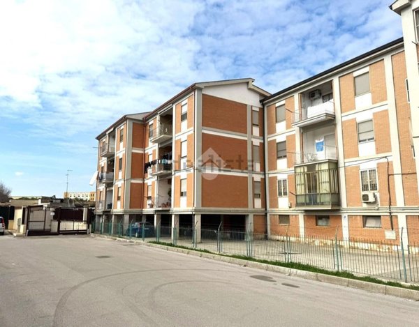 appartamento in vendita a Foggia in zona Candelaro