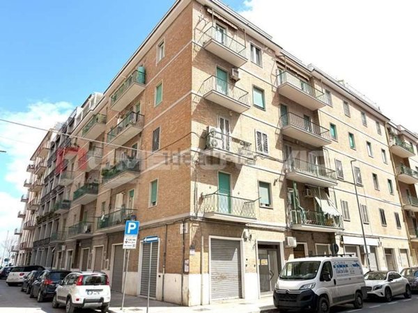 locale commerciale in vendita a Foggia