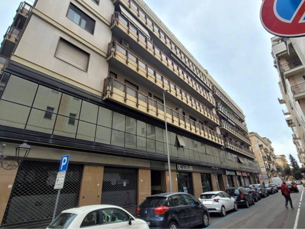 locale commerciale in vendita a Foggia