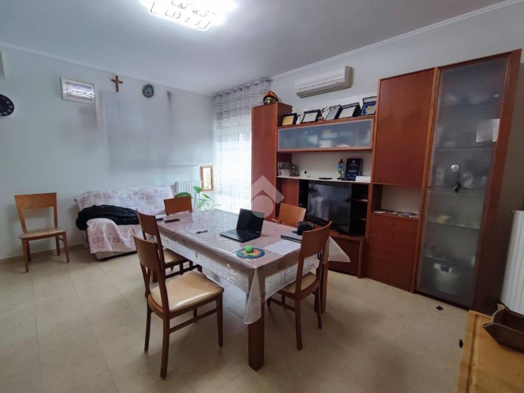 appartamento in vendita a Foggia in zona Villaggio Artigiani