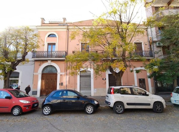 casa indipendente in vendita a Foggia in zona Centro Città