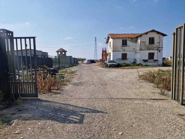 negozio in vendita a Foggia