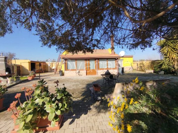 casa indipendente in vendita a Foggia