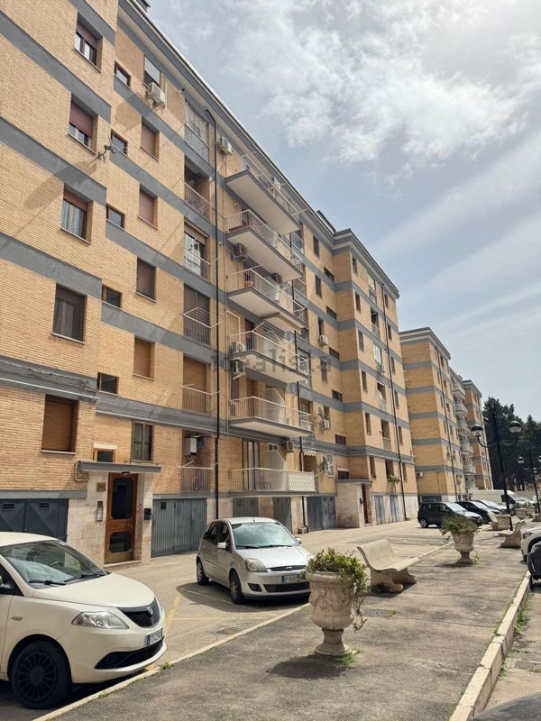 appartamento in vendita a Foggia in zona CEP