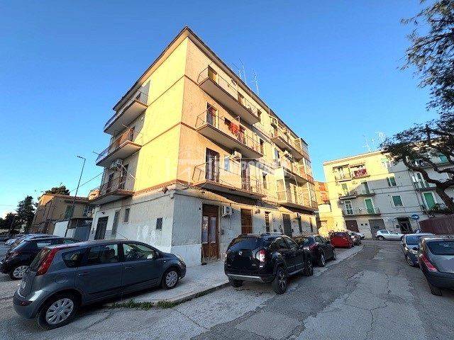 appartamento in vendita a Foggia in zona Candelaro