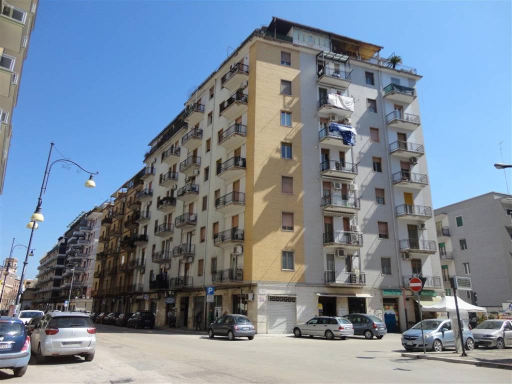 locale di sgombero in vendita a Foggia in zona San Ciro