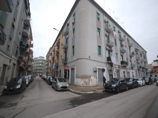 locale commerciale in vendita a Foggia