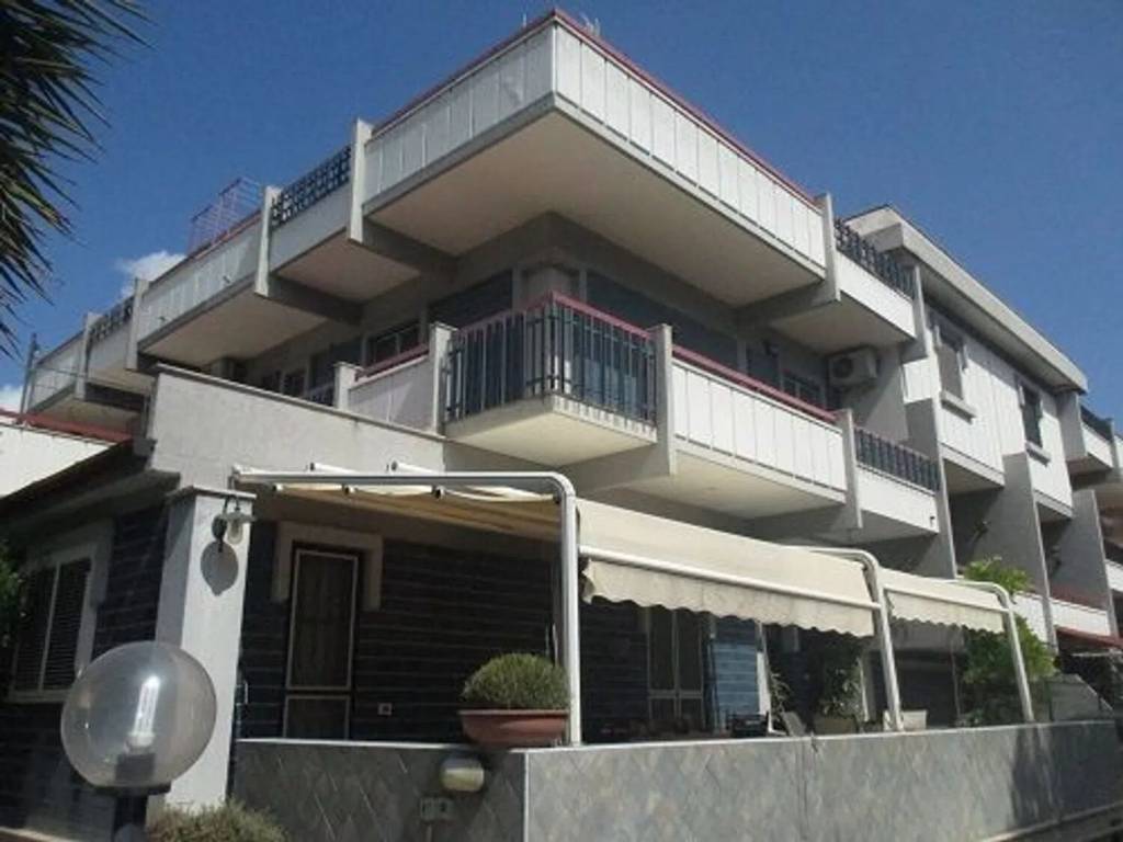 casa indipendente in vendita a Foggia