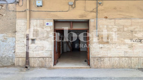 appartamento in vendita a Foggia in zona Immacolata / San Pio X