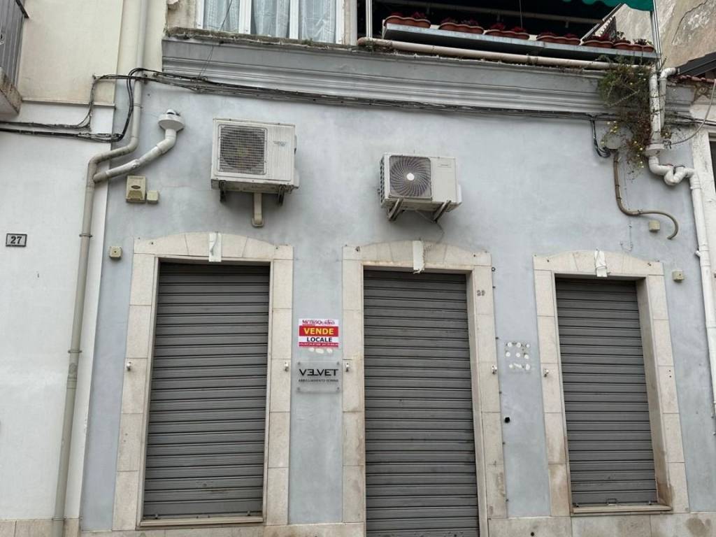 negozio in vendita a Foggia