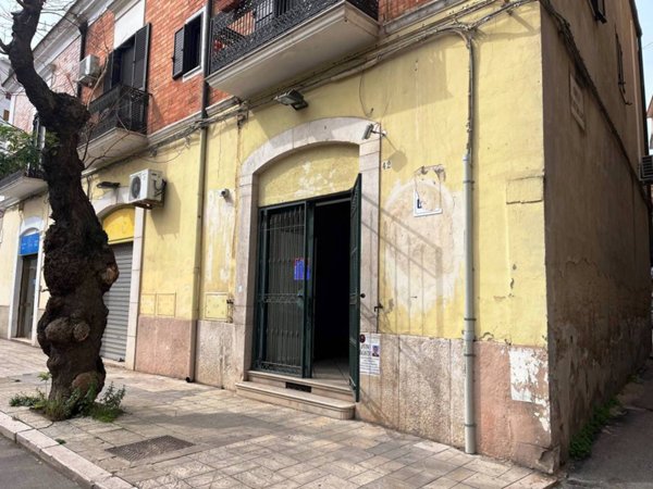 negozio in vendita a Foggia