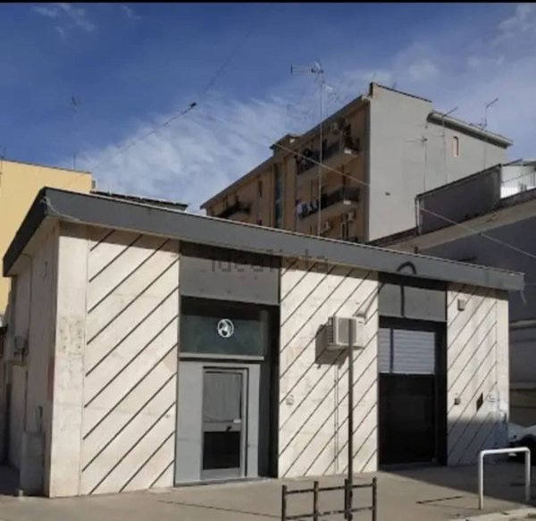 locale commerciale in vendita a Foggia