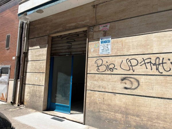 locale commerciale in vendita a Foggia