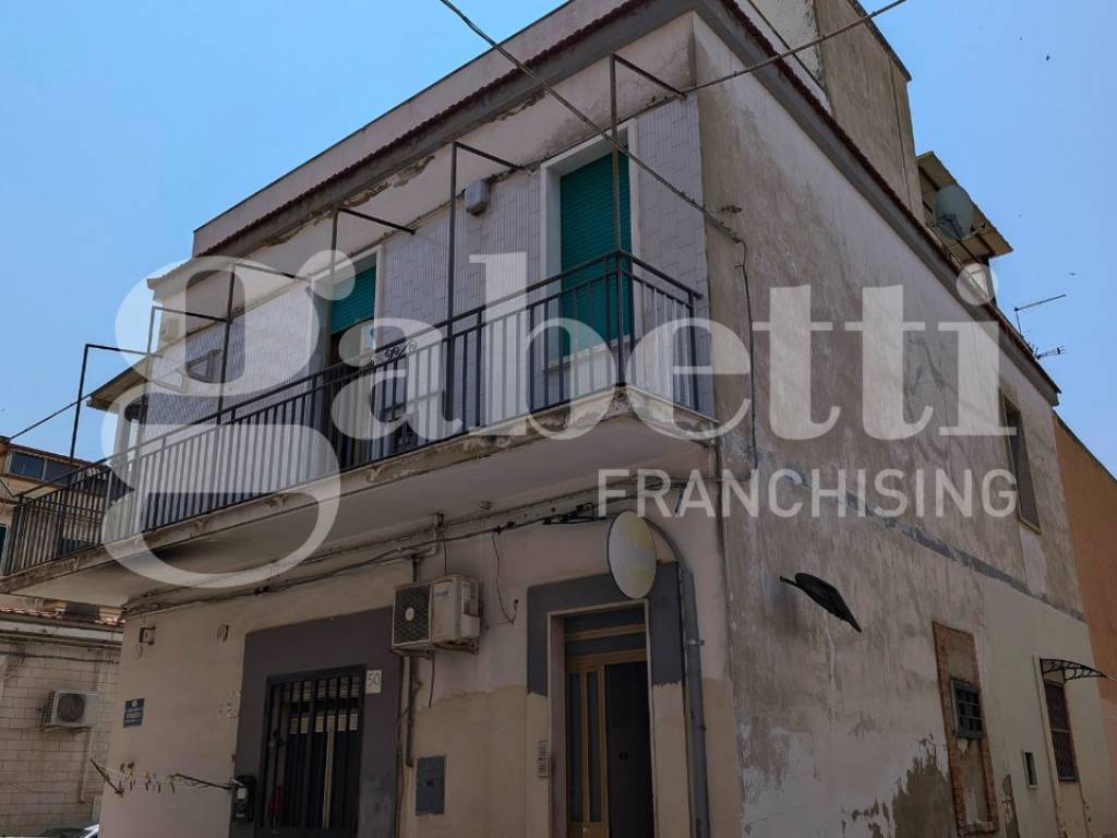 casa indipendente in vendita a Foggia in zona Centro Città