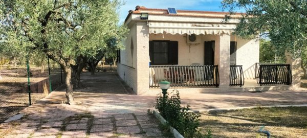 casa indipendente in vendita a Foggia