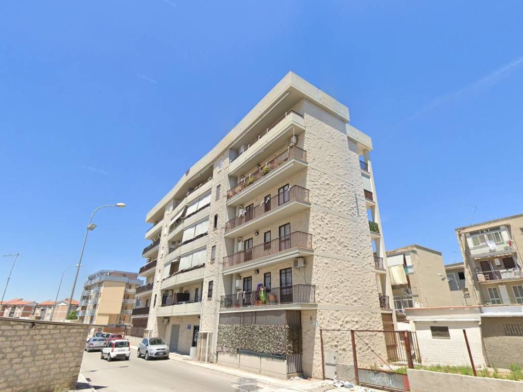 appartamento in vendita a Foggia in zona Candelaro