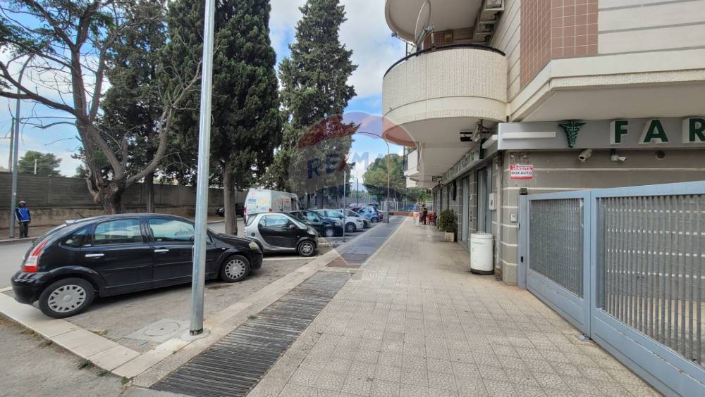 locale di sgombero in vendita a Foggia