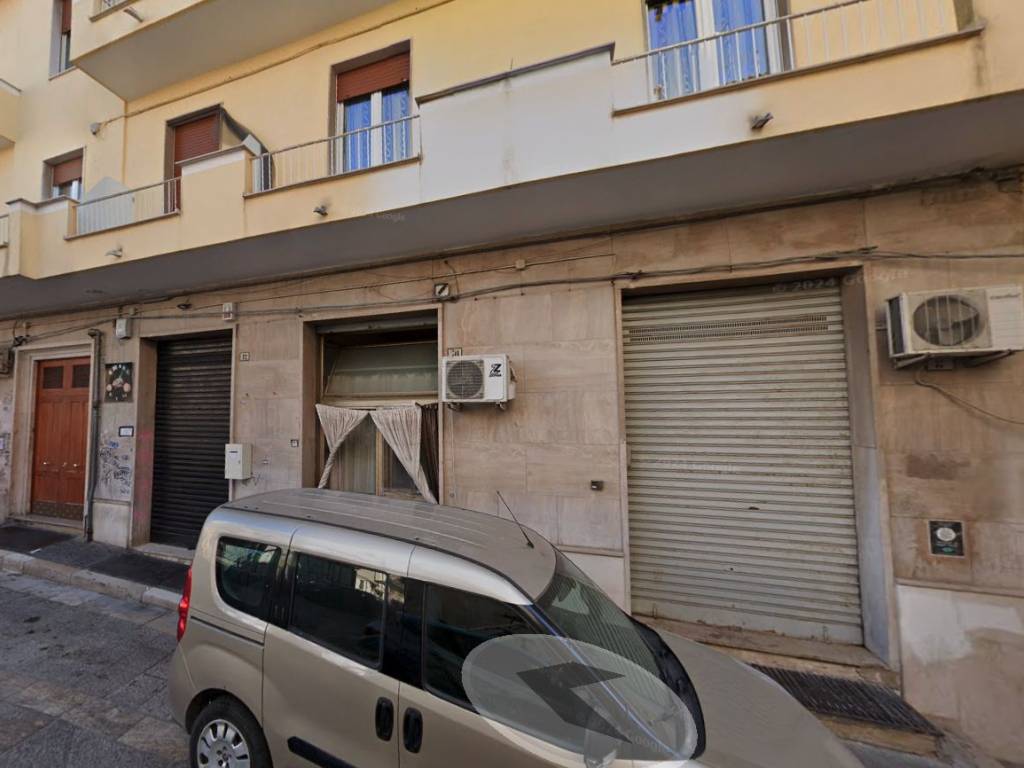 negozio in vendita a Foggia in zona Centro Città