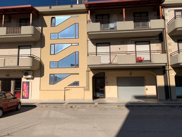 appartamento in vendita a Foggia in zona Villaggio Artigiani