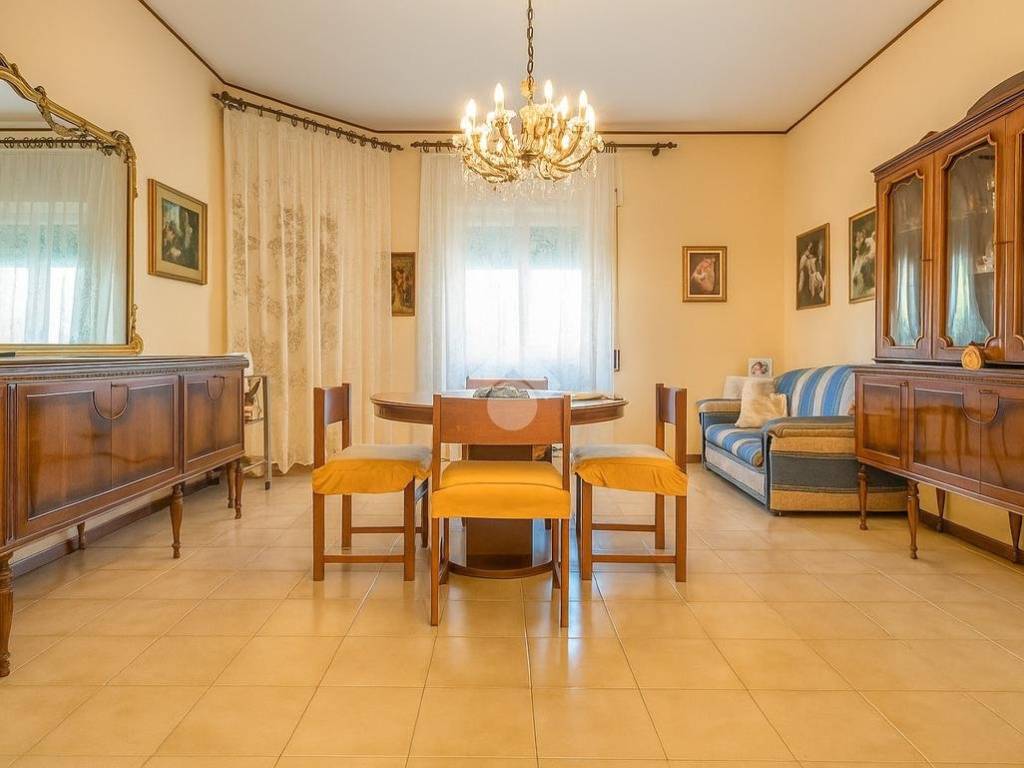 appartamento in vendita a Foggia in zona CEP