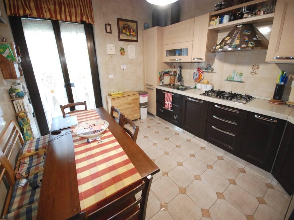 appartamento in vendita a Foggia in zona Macchia Gialla