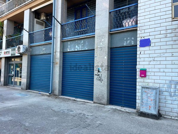 negozio in vendita a Foggia