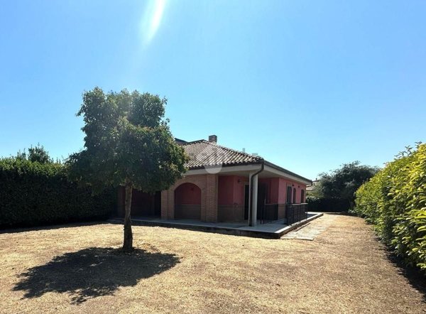 casa indipendente in vendita a Foggia