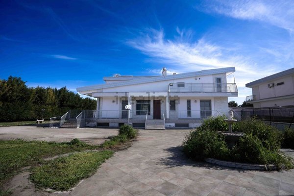 casa indipendente in vendita a Foggia