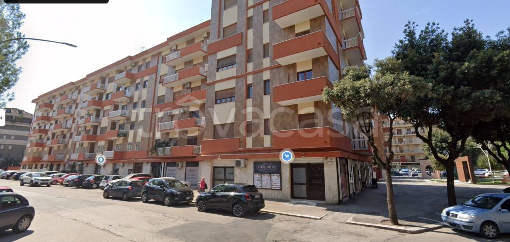 appartamento in vendita a Foggia in zona Immacolata / San Pio X