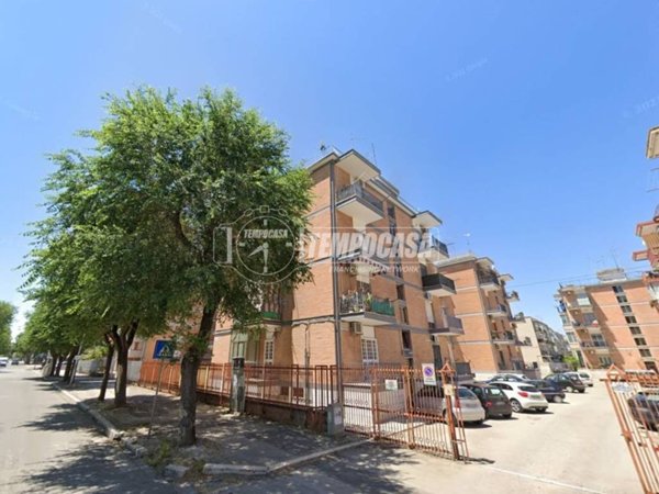 appartamento in vendita a Foggia in zona Candelaro