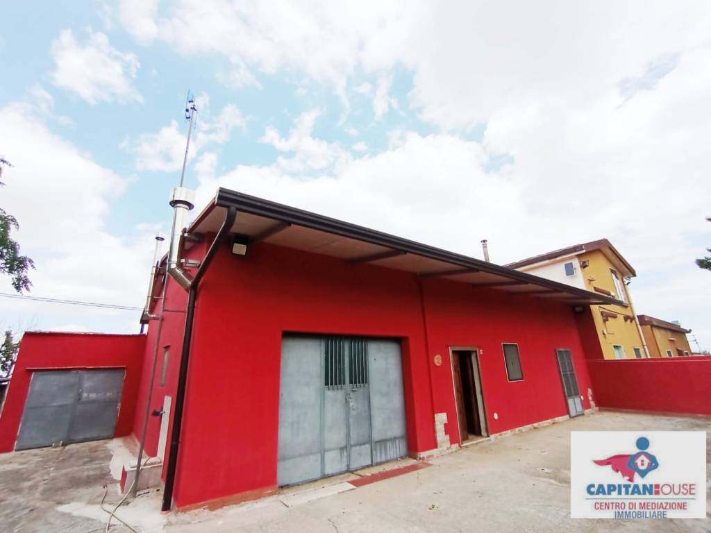 casa indipendente in vendita a Foggia