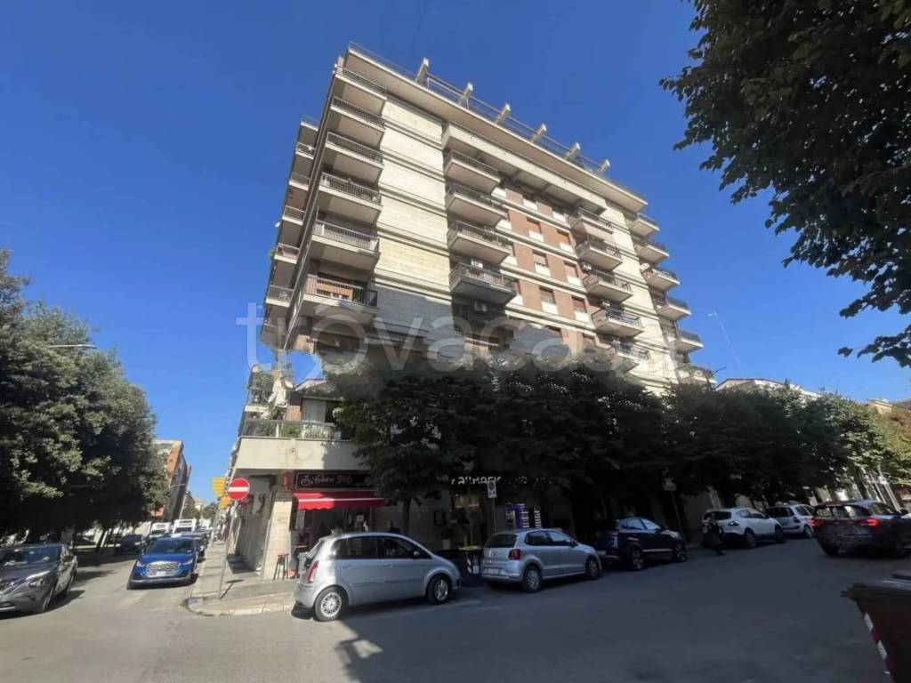 appartamento in vendita a Foggia in zona Immacolata / San Pio X
