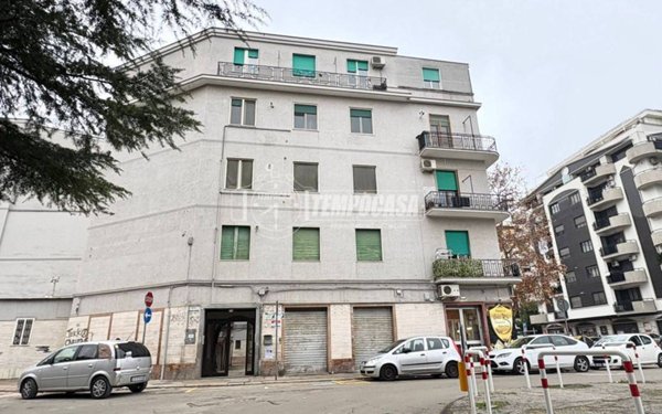 appartamento in vendita a Foggia in zona Candelaro
