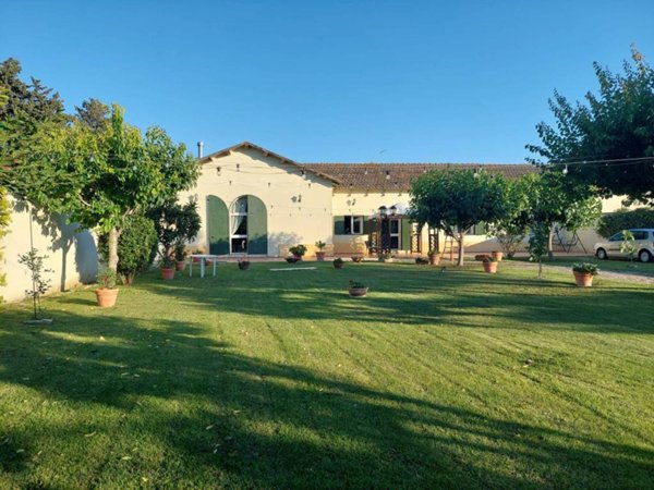 casa indipendente in vendita a Foggia in zona Villaggio Artigiani