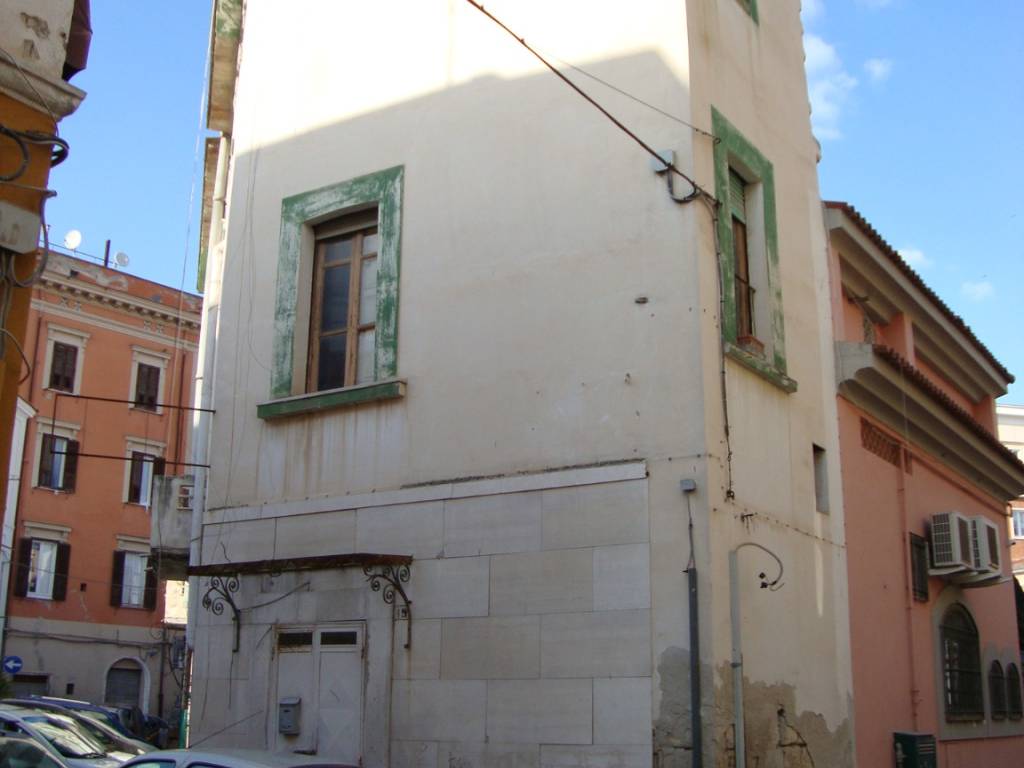 intera palazzina in vendita a Foggia in zona Centro Città