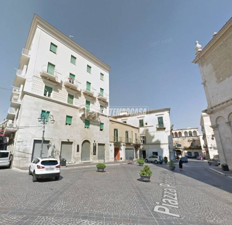 negozio in vendita a Foggia in zona Centro Città