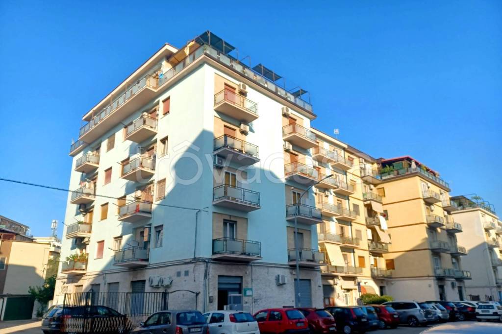 appartamento in vendita a Foggia in zona Immacolata / San Pio X