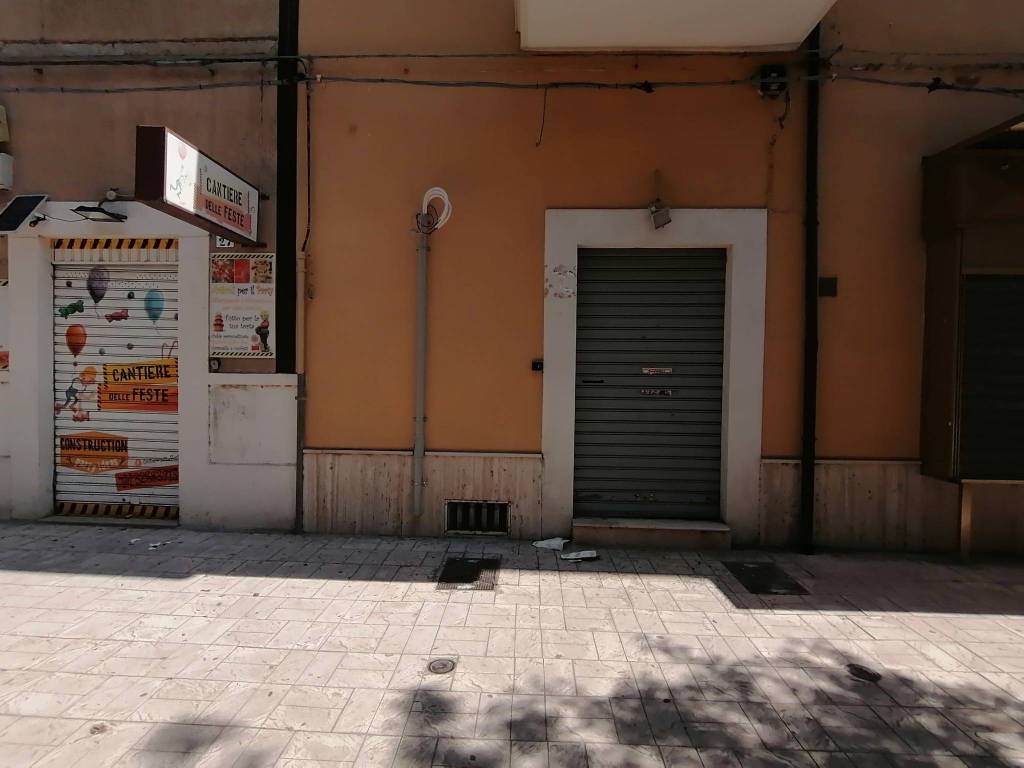 negozio in vendita a Foggia