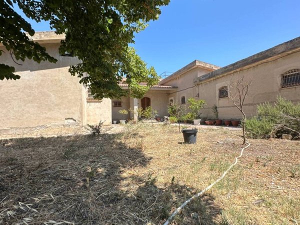 casa indipendente in vendita a Foggia
